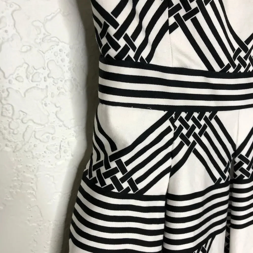 WHBM white black striped strapless pleated dress size 00